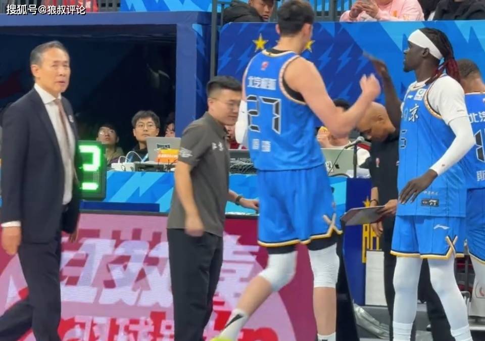 北京首钢训练开放日，今夜内部沟通引欢呼，CBA常规赛在即，赛季目标并未改变的简单介绍-ayx